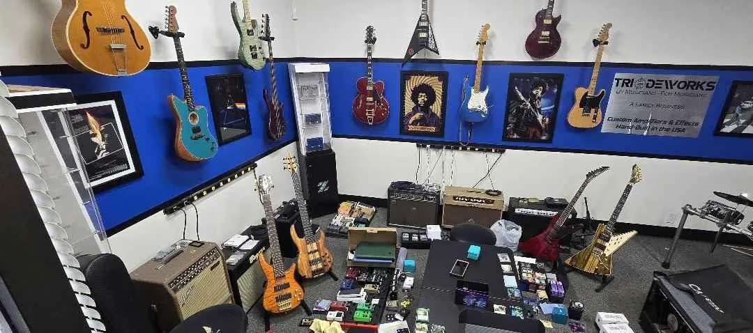 Store Image
