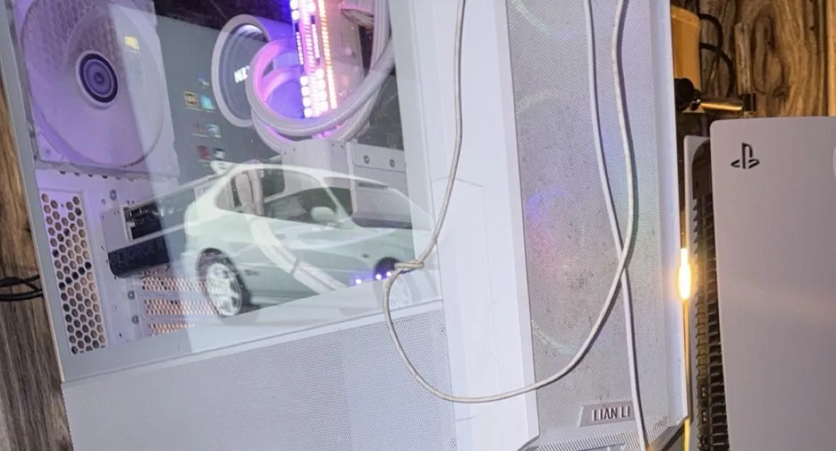 Store Image