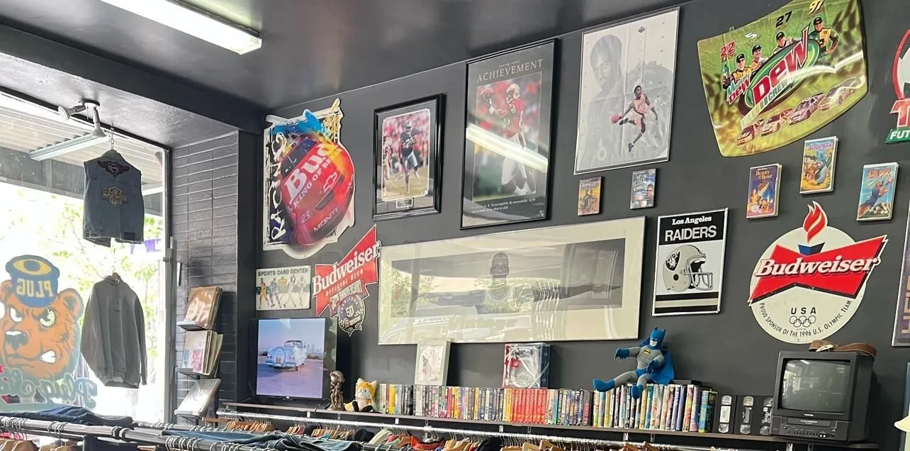 Store Image