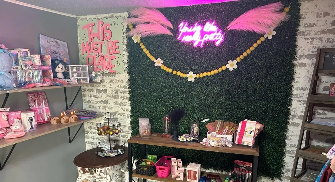 Store Image
