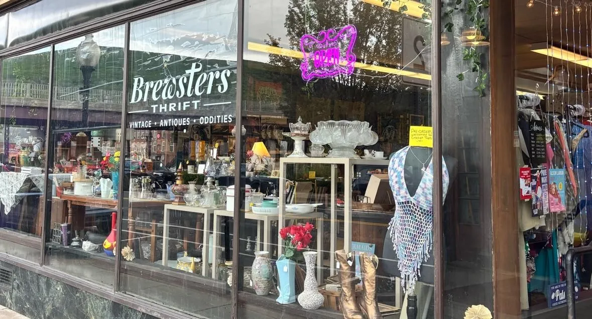 Store Image