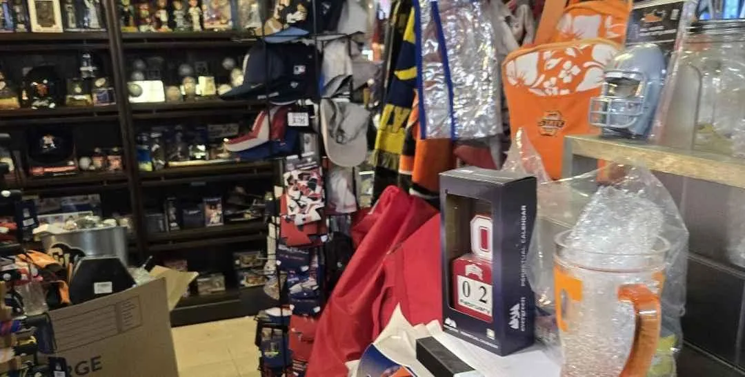 Store Image