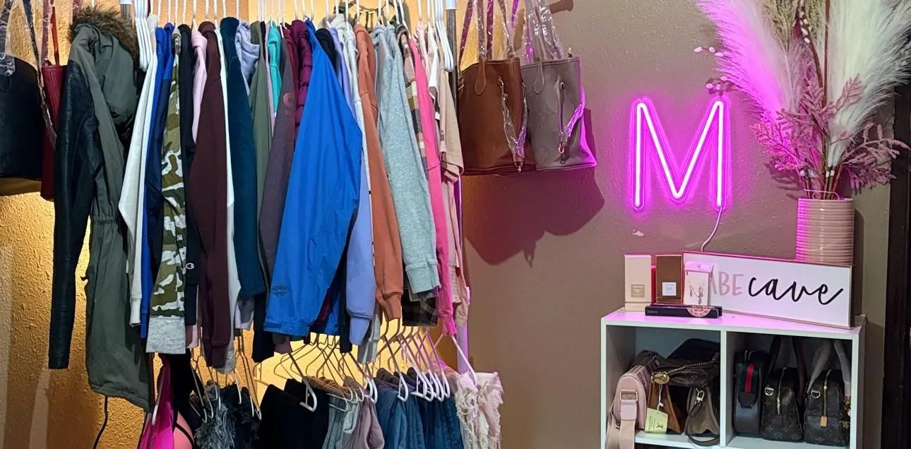 Store Image