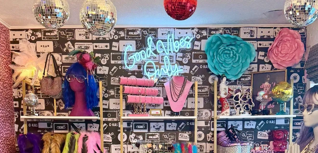Store Image