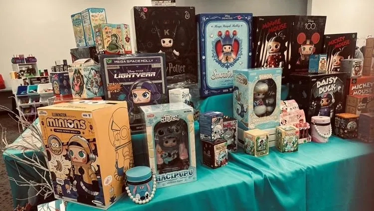 Store Image