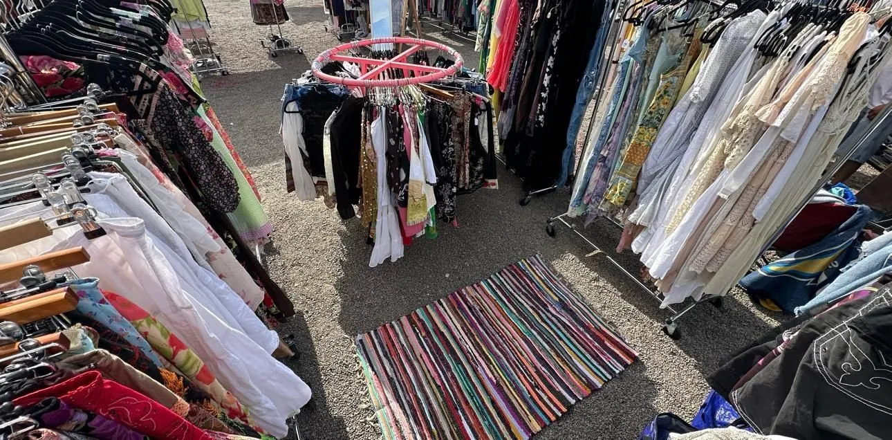 Store Image