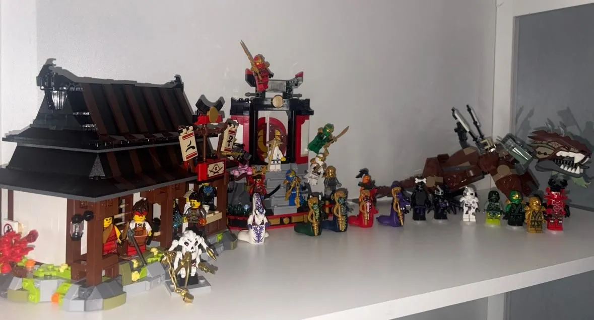 Store Image