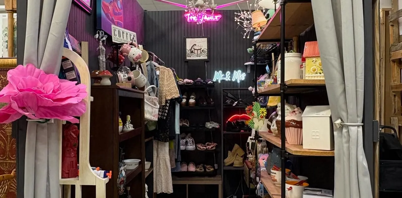 Store Image