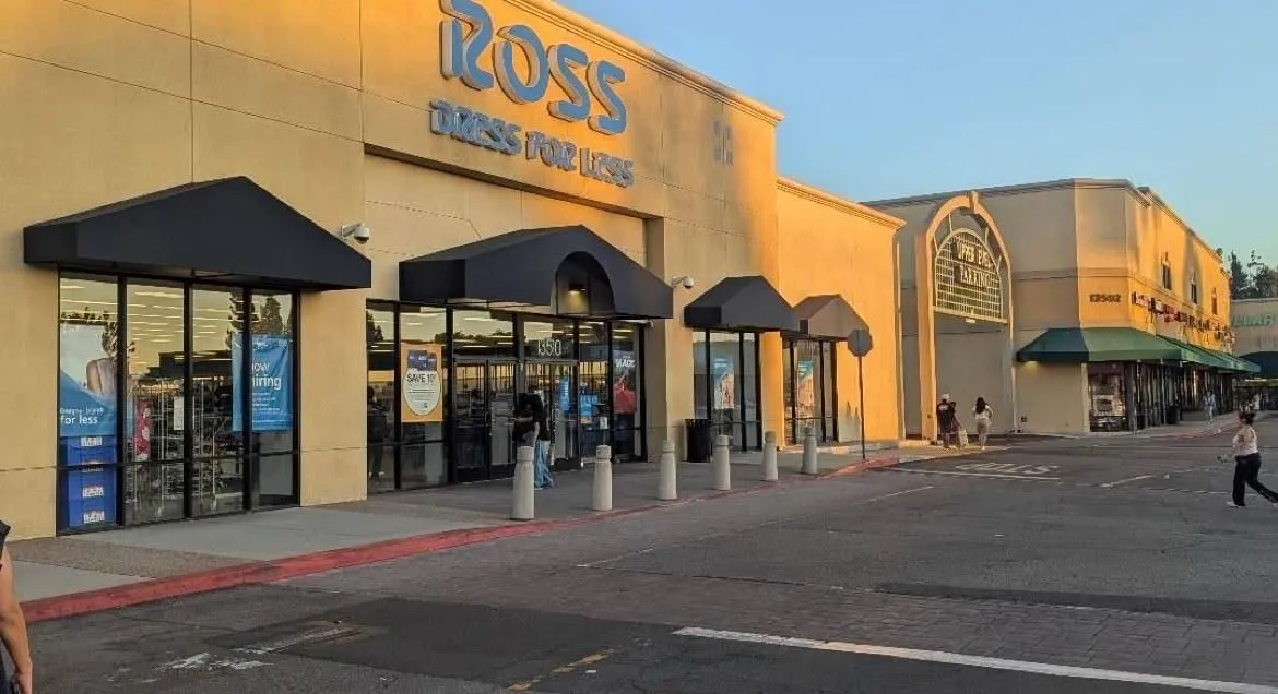 Store Image