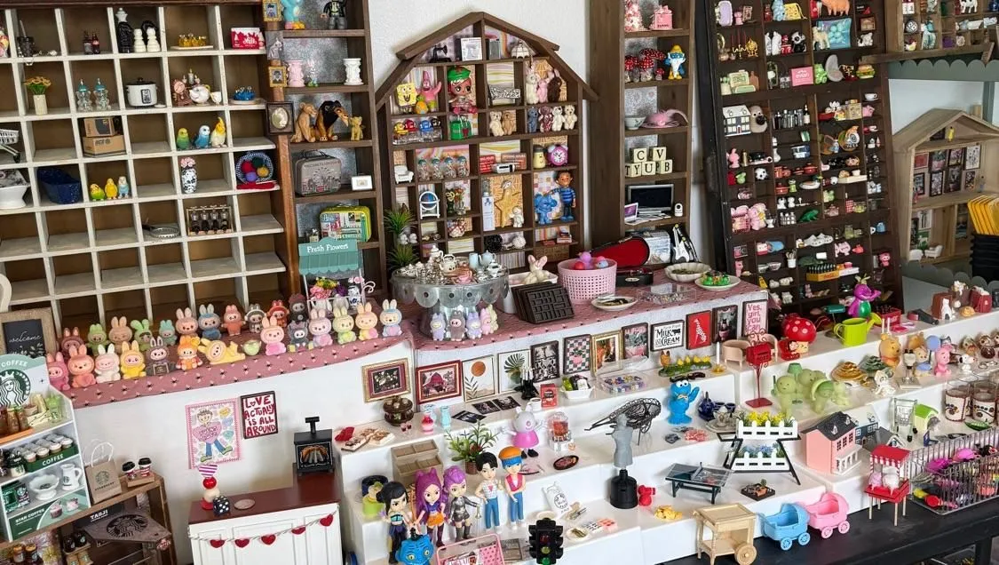 Store Image