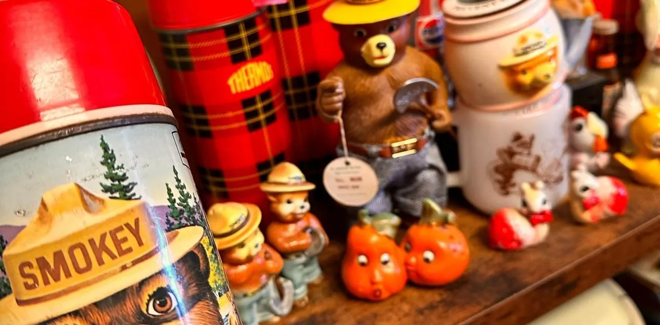 Store Image