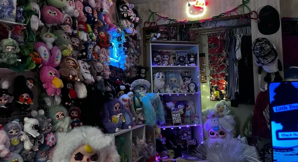 Store Image