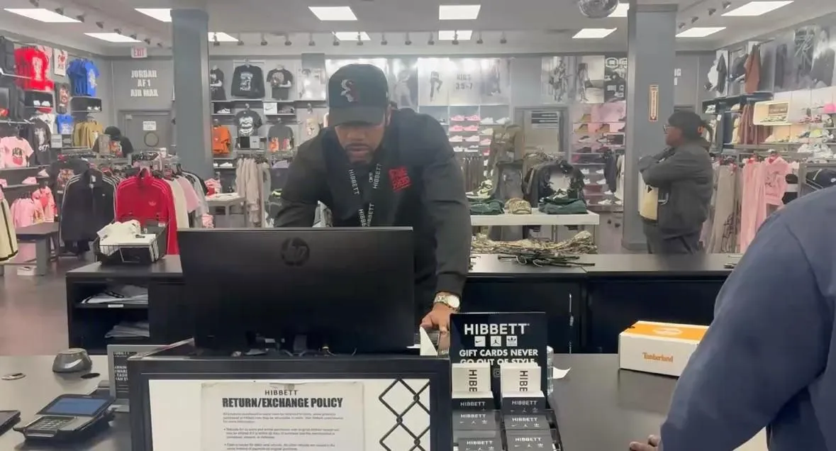 Store Image
