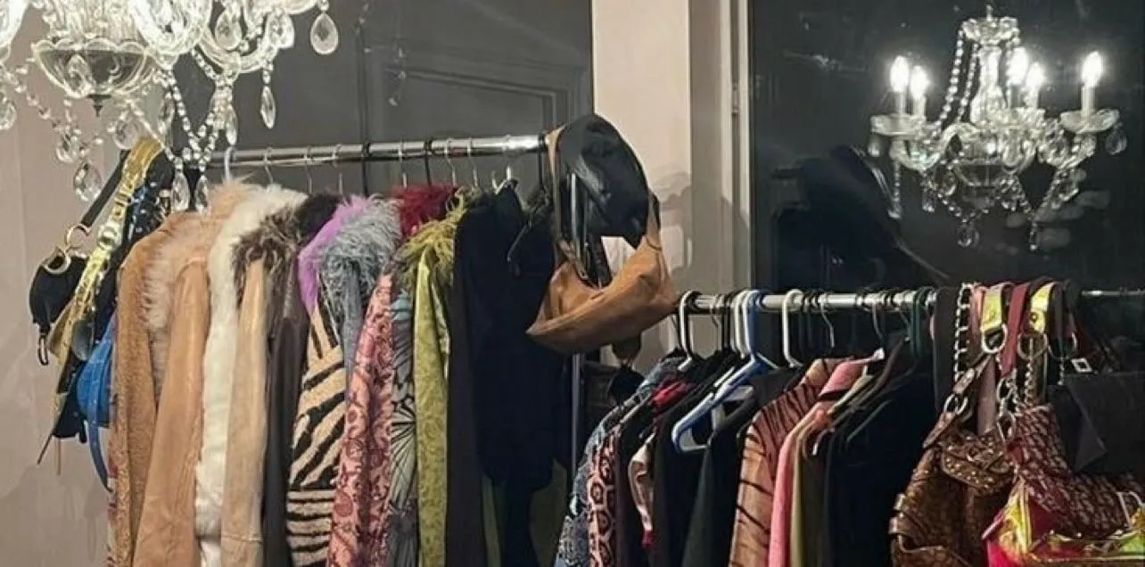 Store Image
