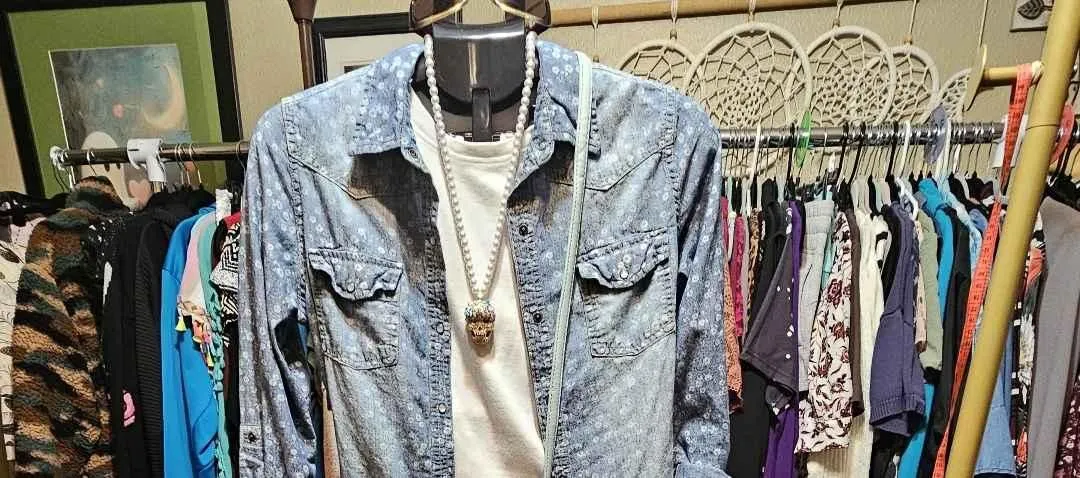 Store Image