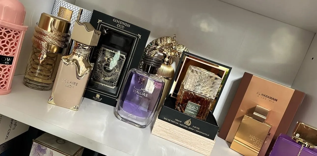 Store Image