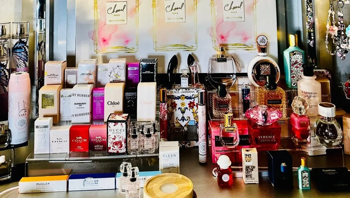 Store Image
