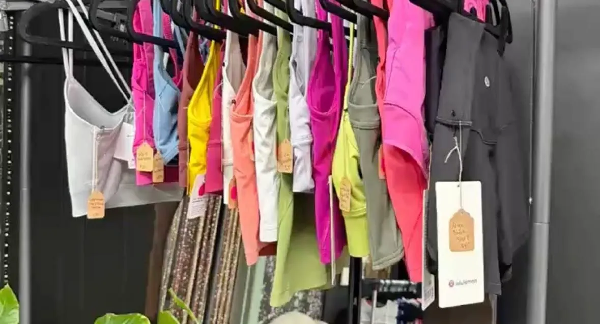 Store Image