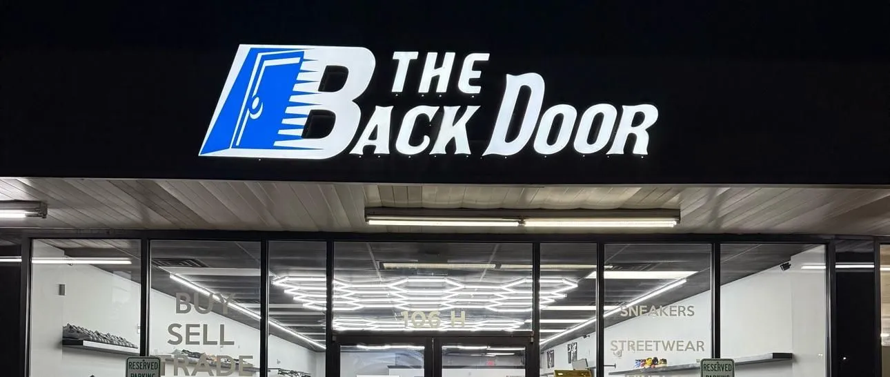 Store Image