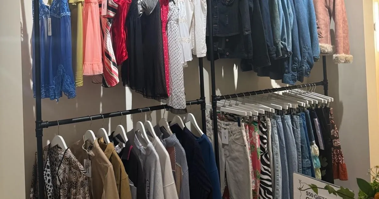 Store Image