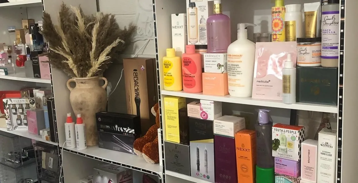 Store Image
