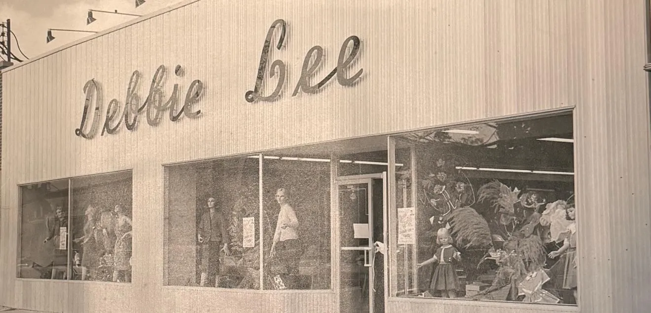 Store Image