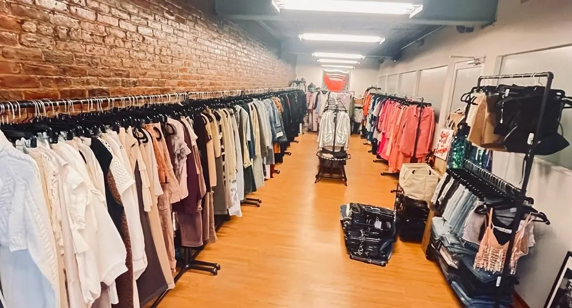 Store Image
