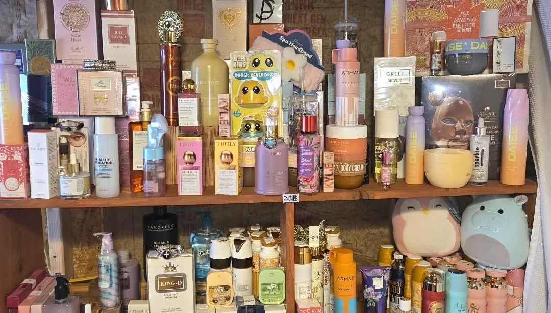 Store Image