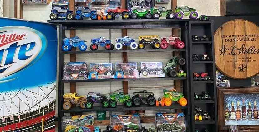 Store Image