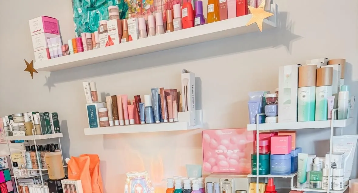 Store Image