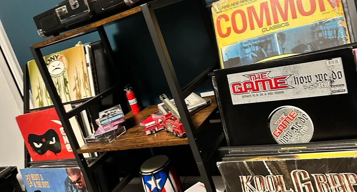 Store Image