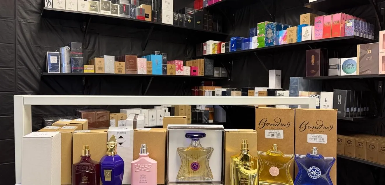 Store Image