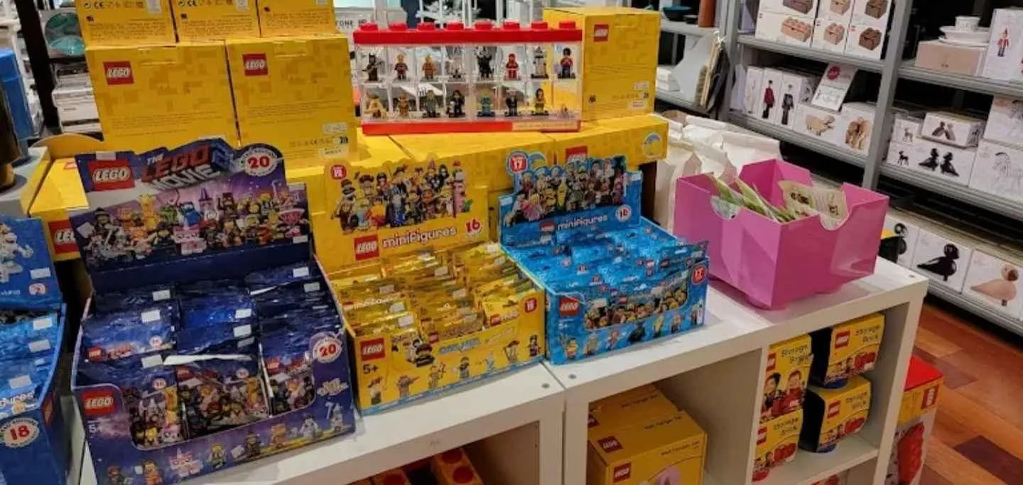 Store Image