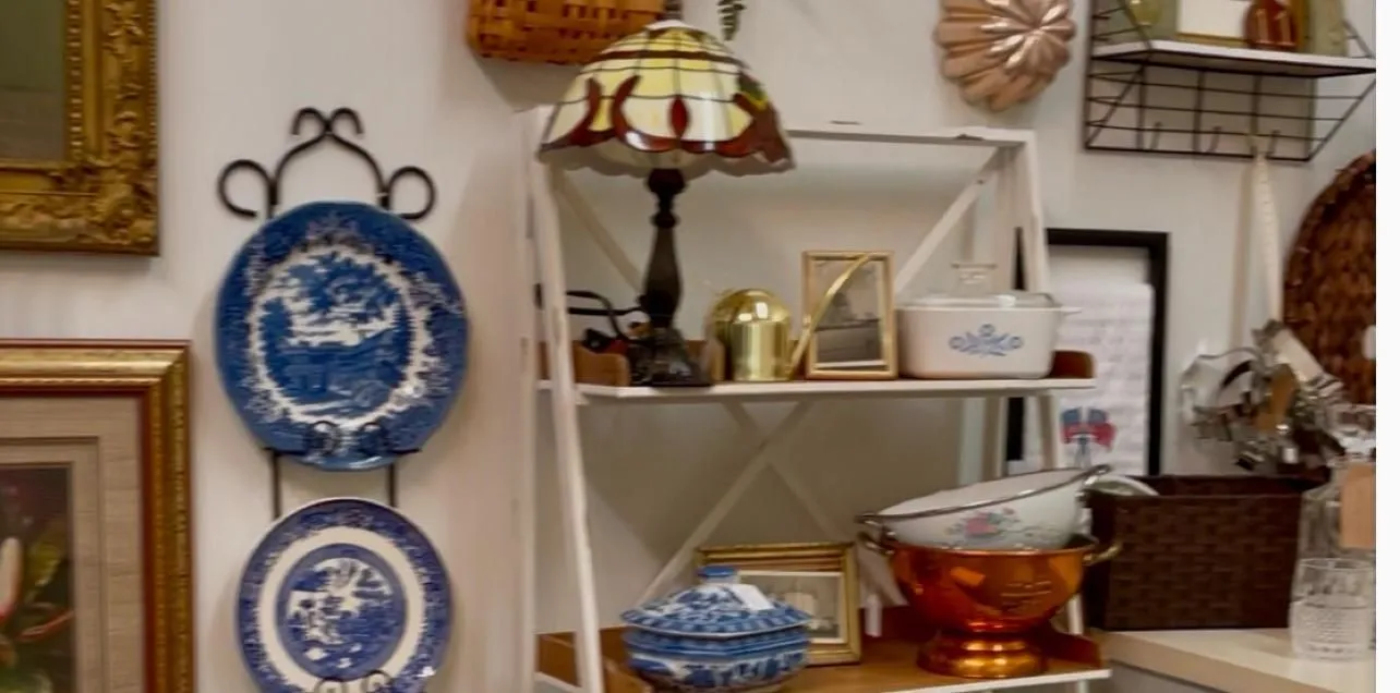 Store Image