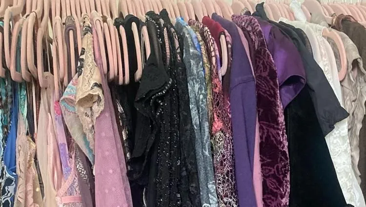 Store Image