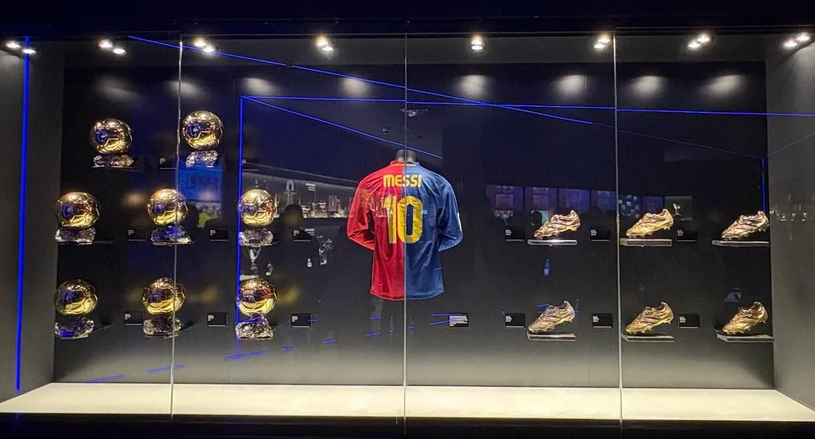 Store Image