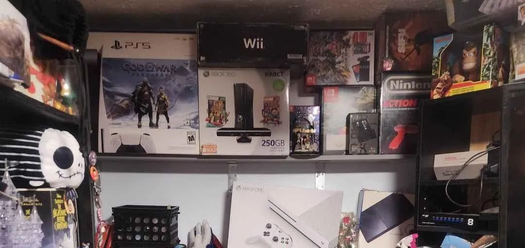 Store Image