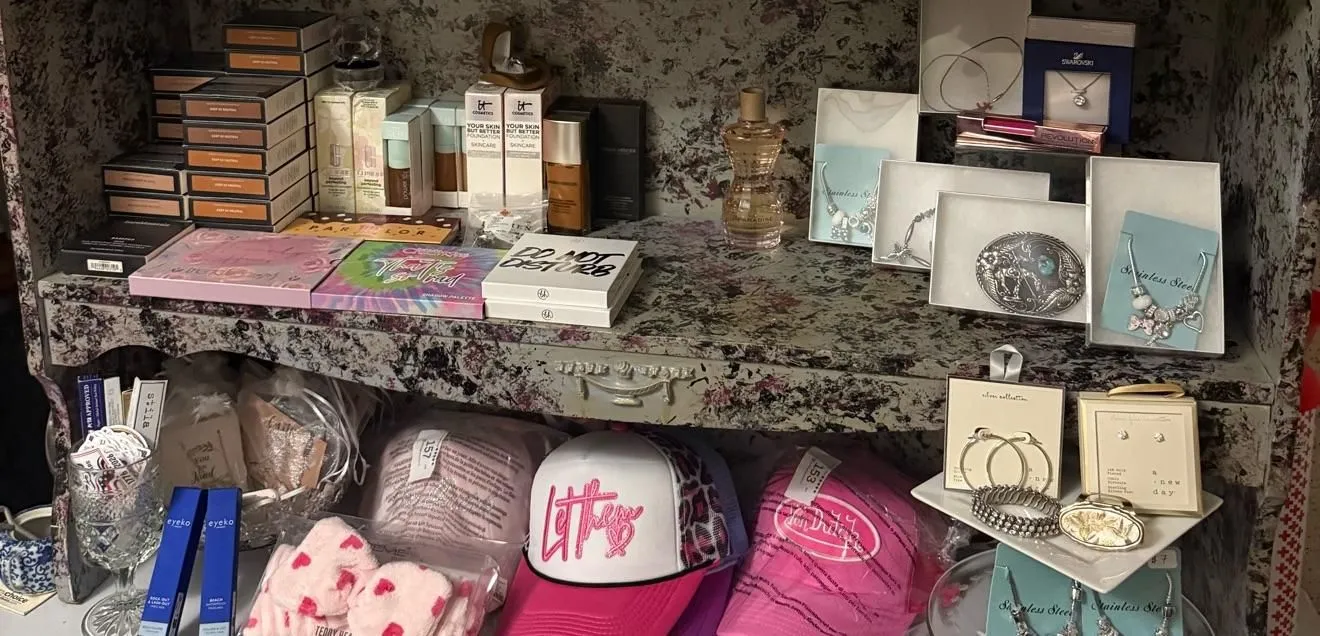 Store Image