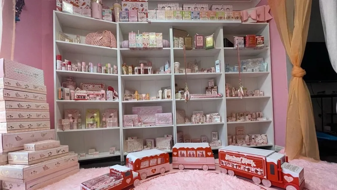 Store Image