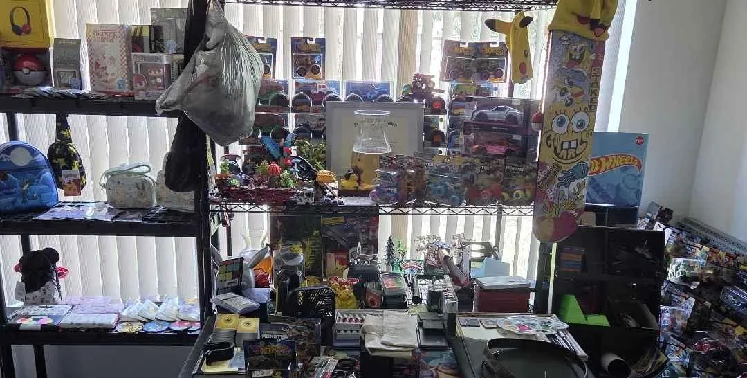 Store Image