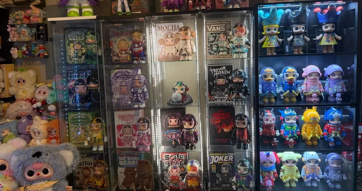 Store Image