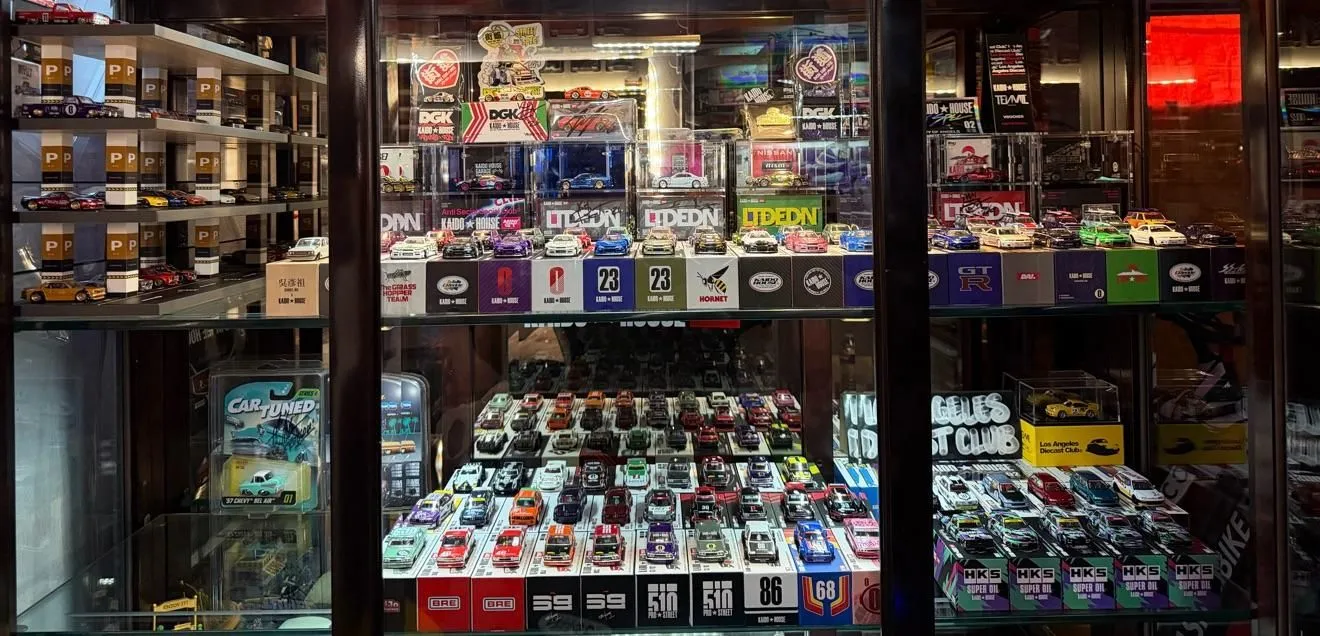 Store Image