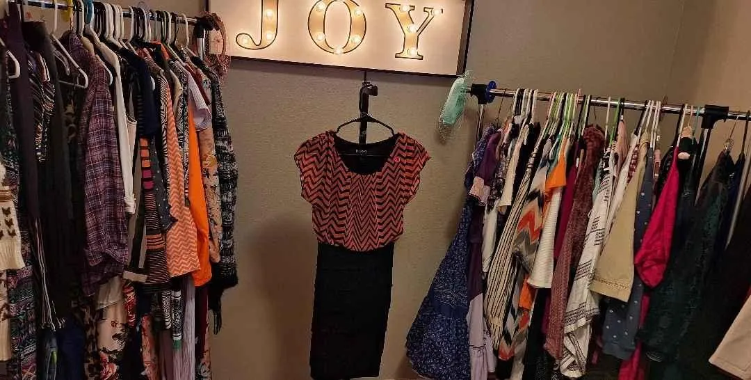 Store Image