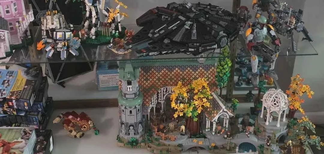 Store Image