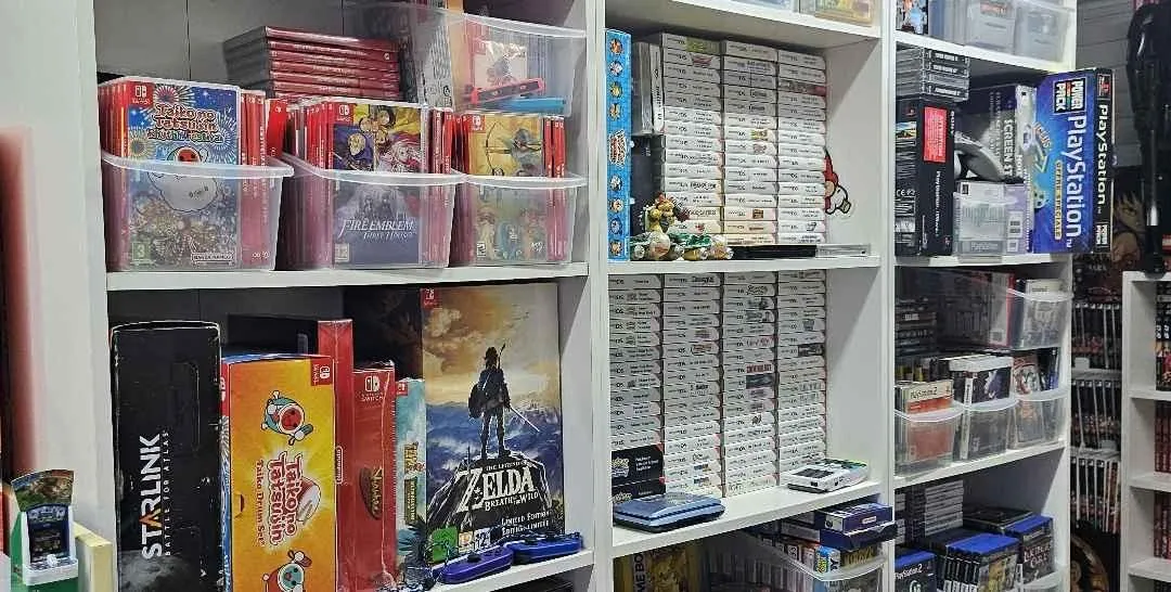 Store Image