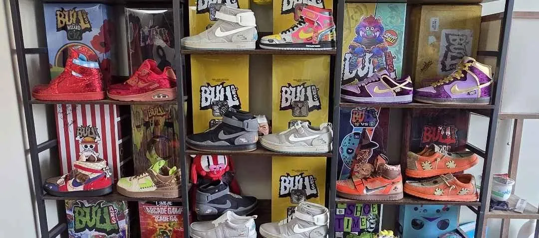 Store Image