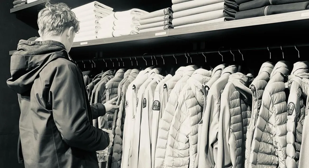 Store Image