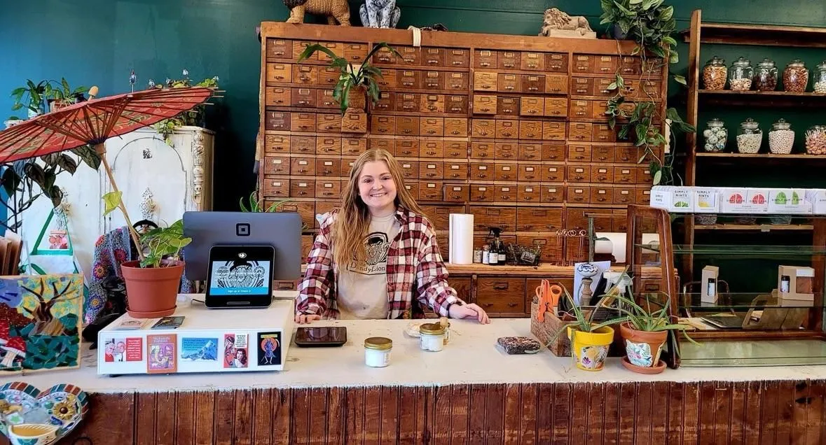 Store Image