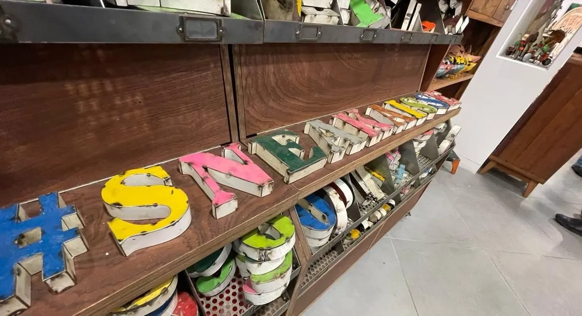 Store Image