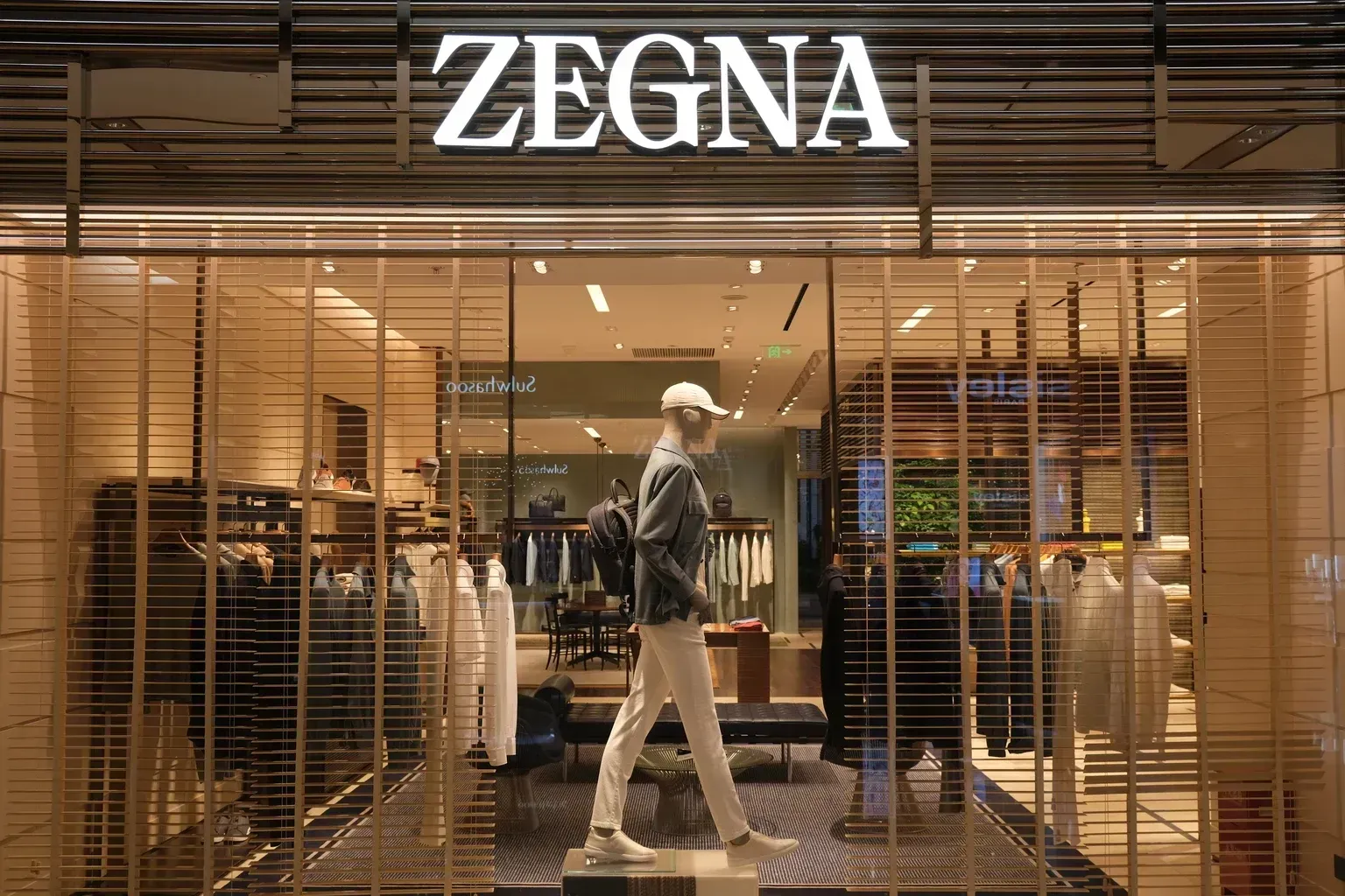 Store Image